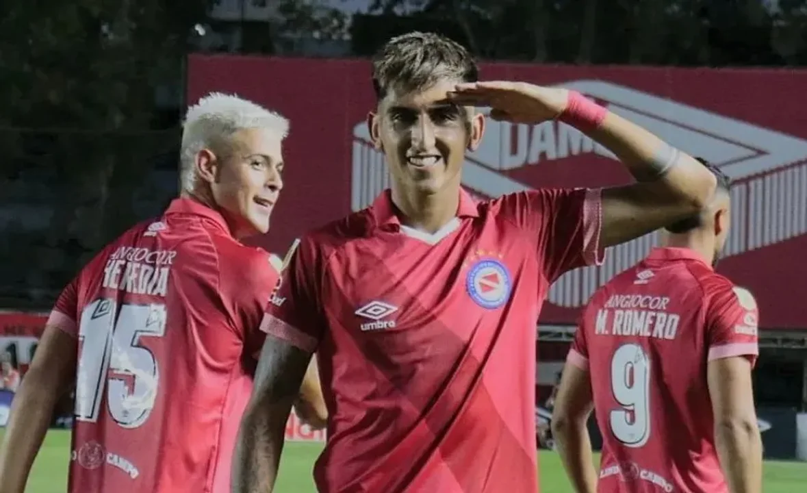 Miguel Ángel Russo pone primera en San Lorenzo: quiere a un refuerzo que sonó en River y Racing