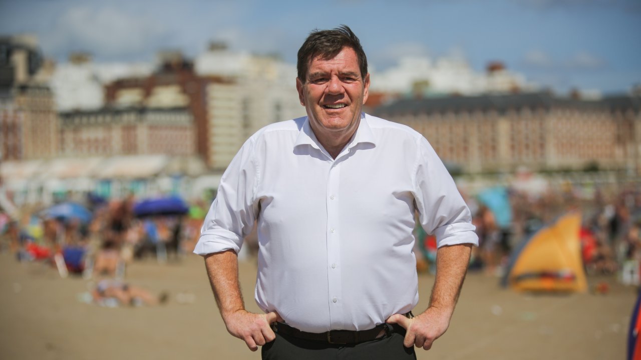 En medio de los pedidos de juicio político a Milei, el kirchnerismo también quiere iniciar uno contra Montenegro