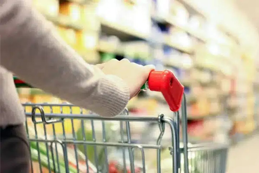 Fuerte caída en el Índice de Confianza del Consumidor antes de la suba de dólar