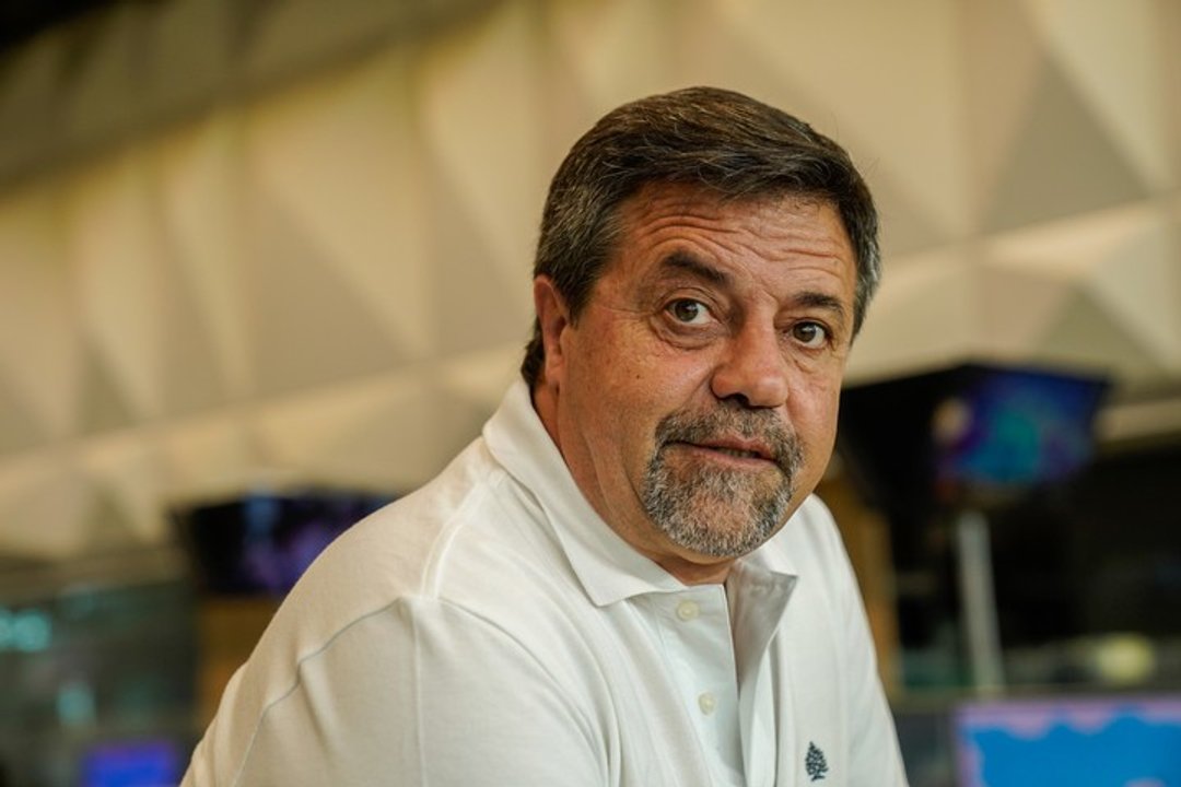 El insólito proyecto de Caruso Lombardi: una cárcel en el río para "no molestar" a los porteños