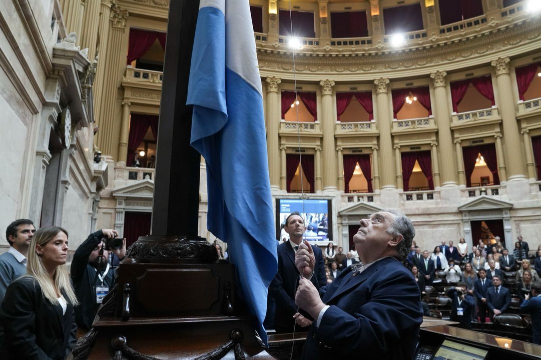 "Perdón Francisco", la despedida de la política al Papa: entre el lamento y la autocrítica por su visita esquiva