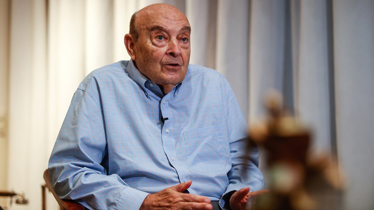 Cavallo critica la reticencia del Gobierno a comprar reservas