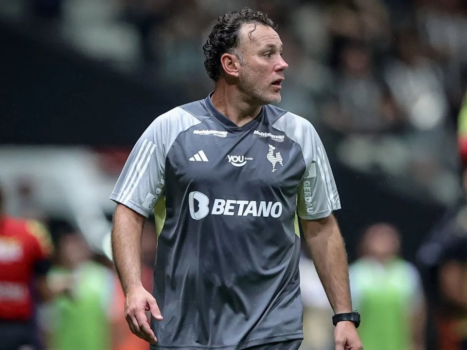 El día después de la eliminación: sin Milito en carrera, quiénes son los  candidatos a dirigir Boca - Doble Amarilla