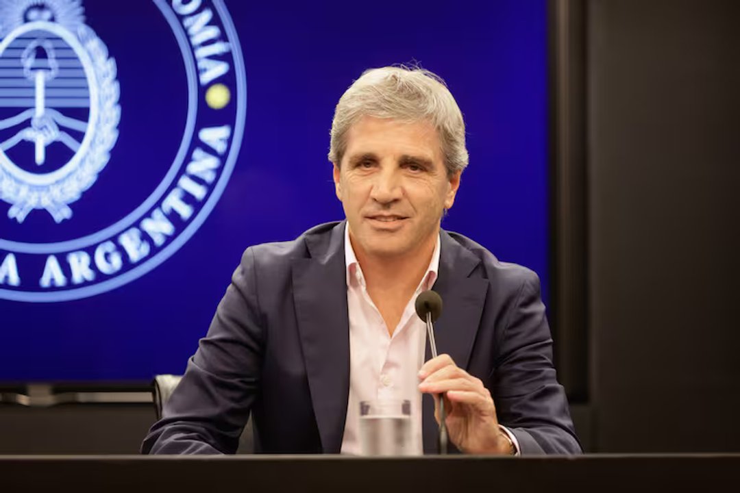 Nuevo round de los intendentes con Caputo: advierten que no podrán pagar el aguinaldo