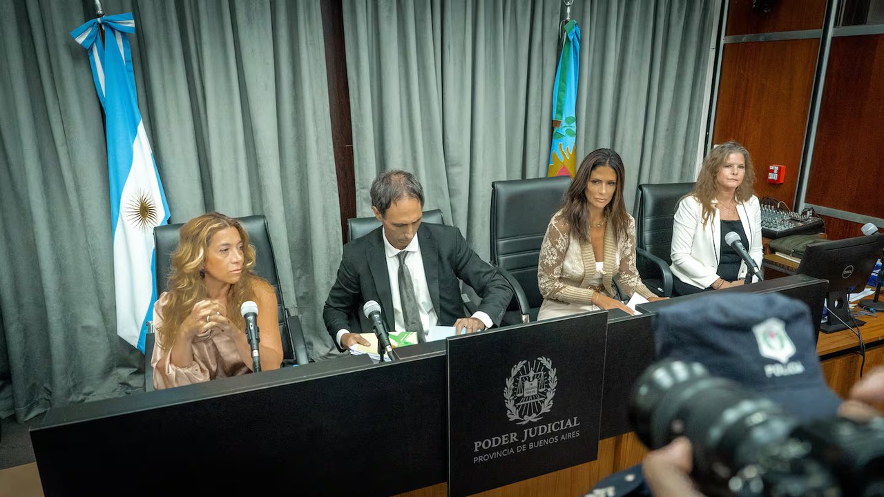 "La Justicia no se mancha": se cayó el juicio por la muerte de Maradona y habrá que hacer otro