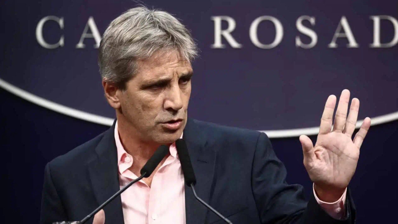 Dólar colchón: el Gobierno oficializó el plan simplificado para el pago del Impuesto a las Ganancias