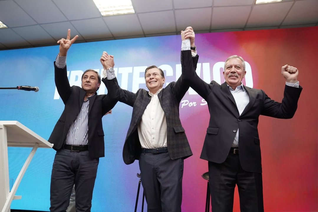 Zamora sorprendió a todos al presentar a los candidatos y se diferenció de las maniobras de Valdés y Rovira