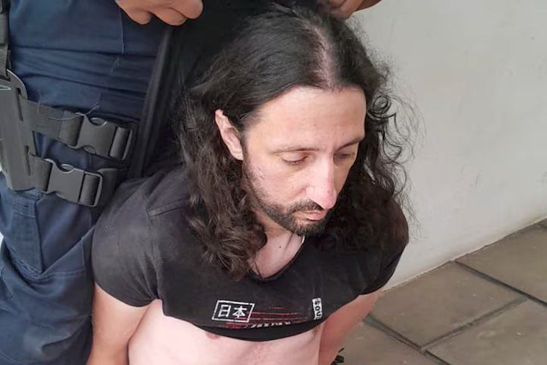 Varones Unidos, la fachada del principal sospechoso por el doble femicidio en Córdoba