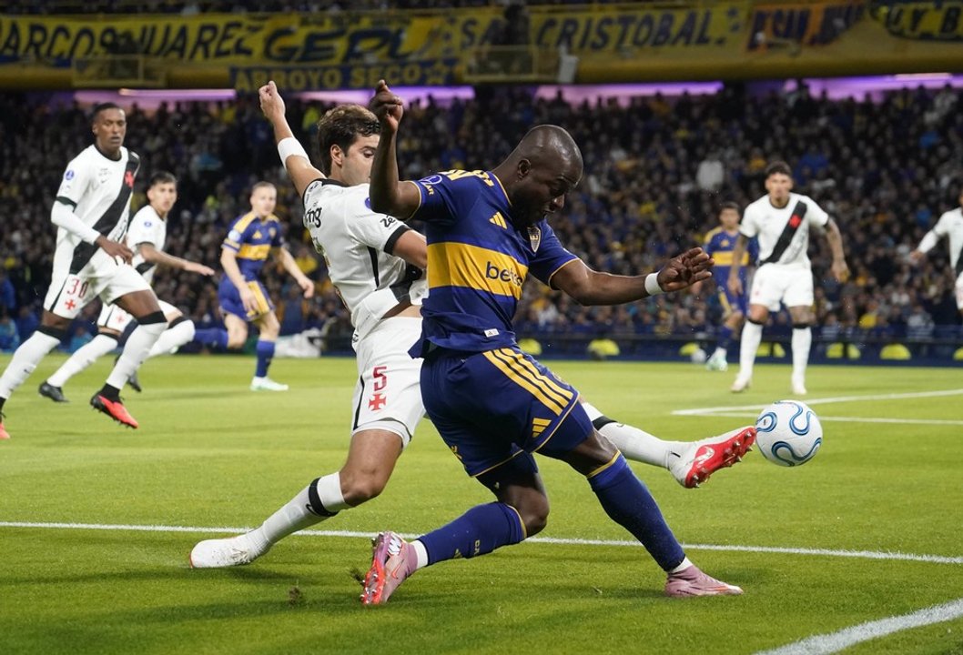 En la ida de las semifinales, Boca cae contra Vasco da Gama en La Bombonera