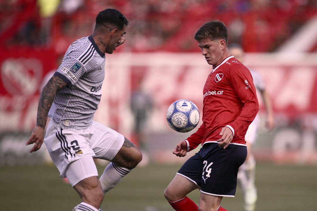 Con la obligación de sumar, Independiente y Boca igualan sin emociones en un clásico atrapante en Avellaneda